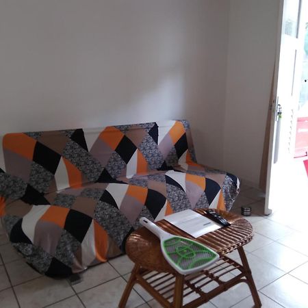 شقة F2 Rez De Jardin Carbet لو كاربيت المظهر الخارجي الصورة