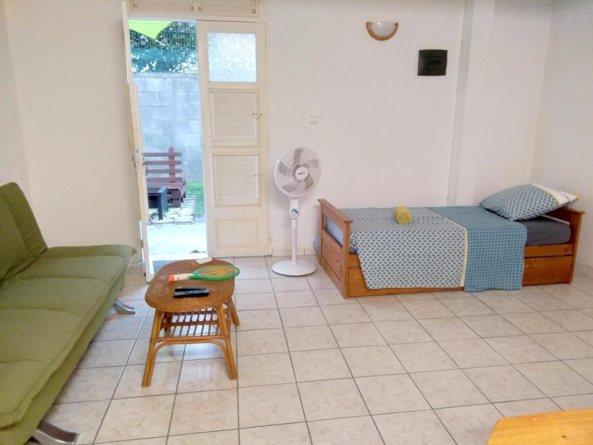 شقة F2 Rez De Jardin Carbet لو كاربيت المظهر الخارجي الصورة